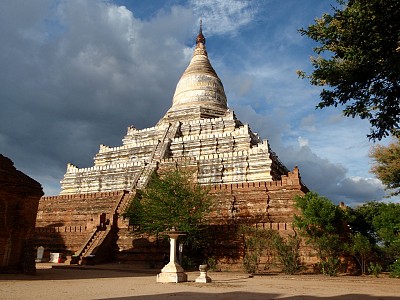 Top 10 địa điểm du lịch đẹp nổi tiếng nhất ở Myanmar Top 10 địa điểm du lịch đẹp nổi tiếng nhất ở Myanmar