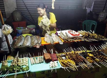 Mahabandoola- con đường ẩm thực nổi tiếng tại Yangon Myanmar - Ảnh 2