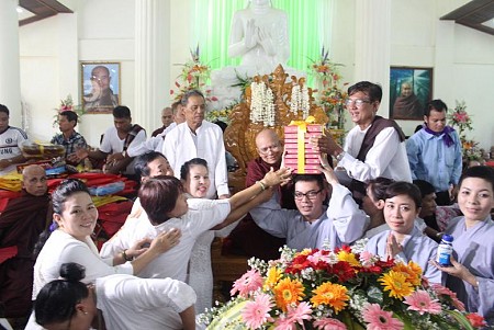 CHƯƠNG TRÌNH THĂM QUAN  VÀ DỰ LỄ DÂNG Y KATHINA - MYANMAR