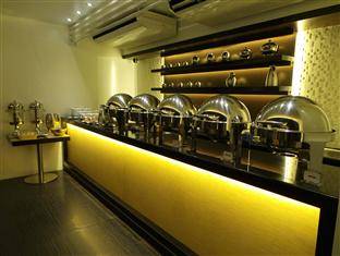 Clover City Center Plus Hotel 3***