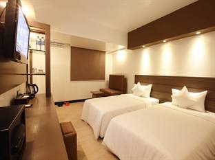 Clover City Center Plus Hotel 3***