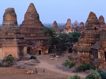 Du xuân Myanmar: Khám phá vẻ đẹp mùa xuân nở hoa và di sản văn hóa độc đáo Du xuân Myanmar: Khám phá vẻ đẹp mùa xuân nở hoa và di sản văn hóa độc đáo