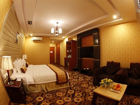 Khách sạn Best Western Green Hill Hotel 4****