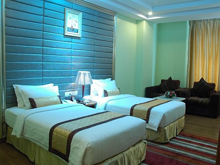 Khách sạn Best Western Green Hill Hotel 4****