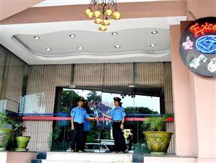 Khách sạn Excel Treasure Hotel 3***