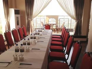 Khách sạn Hotel Grand United (Ahlone Branch)