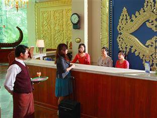 Khách sạn Inya Lake Hotel 4****