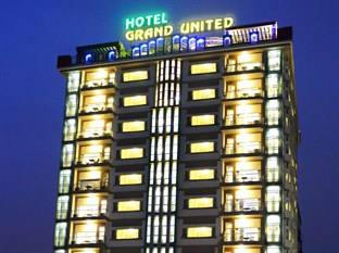 Khách sạn Hotel Grand United (Ahlone Branch)