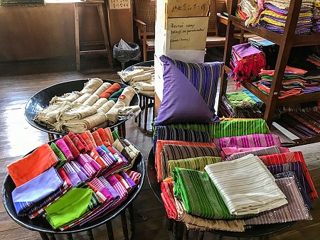 Tuyệt phẩm lụa tơ sen cao cấp của Myanmar