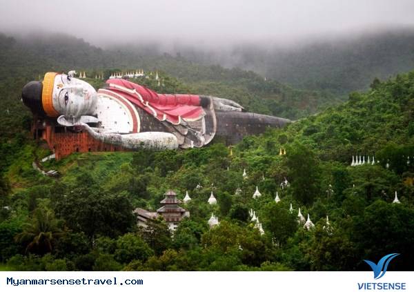 Những bức ảnh huyền ảo về đất phật Myanmar - Ảnh 12
