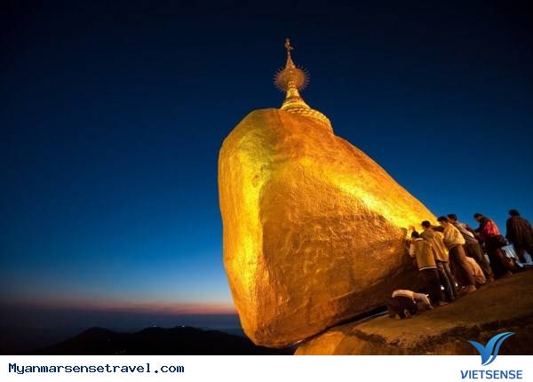 Những bức ảnh huyền ảo về đất phật Myanmar - Ảnh 7