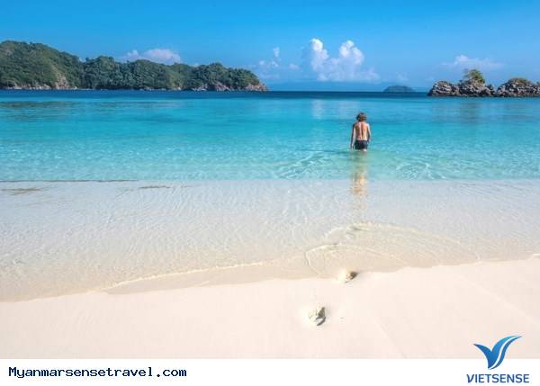 Những bức ảnh huyền ảo về đất phật Myanmar - Ảnh 8