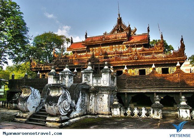 Khám phá Shwenandaw – ngôi chùa hay tu viện gỗ tếch độc nhất tại Myanmar - Ảnh 2 Khám phá Shwenandaw – ngôi chùa hay tu viện gỗ tếch độc nhất tại Myanmar - Ảnh 2