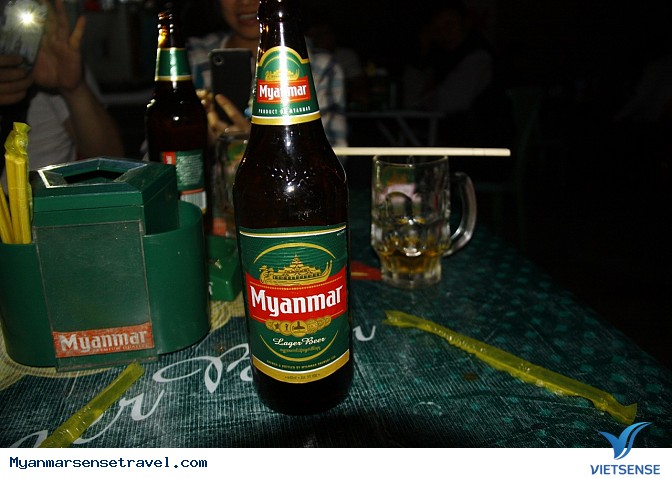 Tiếng của nụ hôn để gọi bia