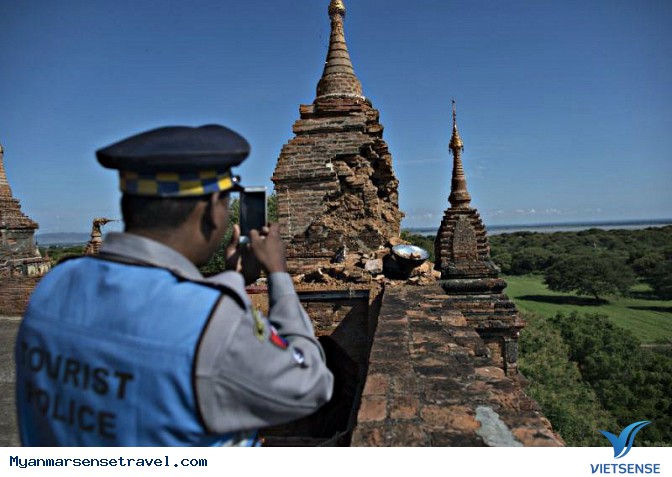 Chùa cổ nghìn năm tuổi bị phá hủy trong vụ động đất Myanmar - Ảnh 2 Chùa cổ nghìn năm tuổi bị phá hủy trong vụ động đất Myanmar - Ảnh 2