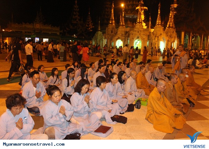 Chùa Shwedagon – Sự nguy nga khó tả ở nơi cất giữ bảo vật của Đức Phật - Ảnh 3 Chùa Shwedagon – Sự nguy nga khó tả ở nơi cất giữ bảo vật của Đức Phật - Ảnh 3