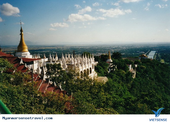 Đỉnh Mandalay mê hoặc khi hoàng hôn xuống - Ảnh 1