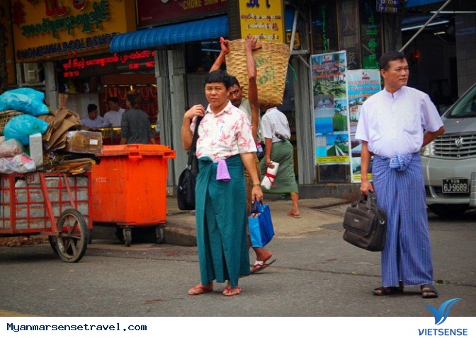 Longyi Myanmar: Khi đàn ông mặc váy - Ảnh 5 Longyi Myanmar: Khi đàn ông mặc váy - Ảnh 5