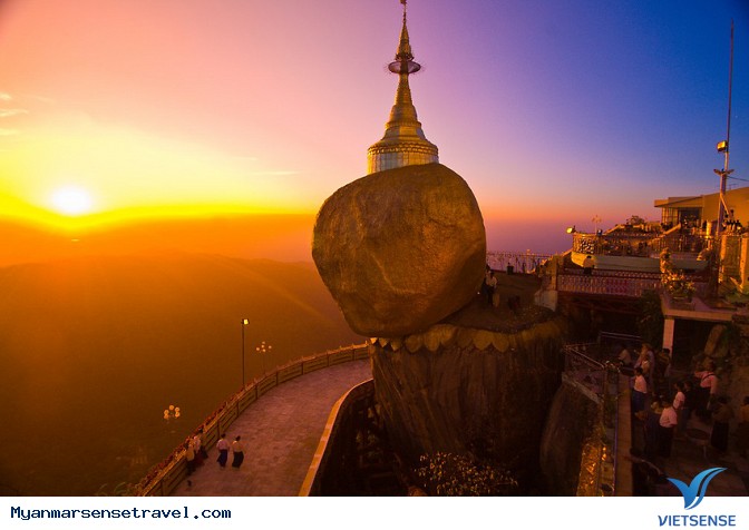Tò mò khám phá Golden Rock - Hòn đá thiêng hút khách nhất ở Myanmar - Ảnh 3 Tò mò khám phá Golden Rock - Hòn đá thiêng hút khách nhất ở Myanmar - Ảnh 3