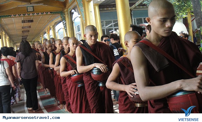 Hình ảnh đoàn Du Xuân Myanmar 26/02 - 29/02 - Ảnh 10 Hình ảnh đoàn Du Xuân Myanmar 26/02 - 29/02 - Ảnh 10