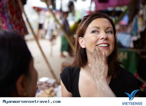 Bí Quyết Bảo Vệ Da Bằng Kem Chống Nắng Thanaka Của Người Myanmar