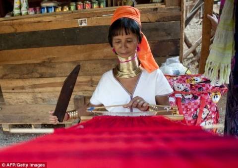 Bộ tộc Kayan nét văn hóa đẹp rất riêng của Myanmar - Ảnh 5 Bộ tộc Kayan nét văn hóa đẹp rất riêng của Myanmar - Ảnh 5