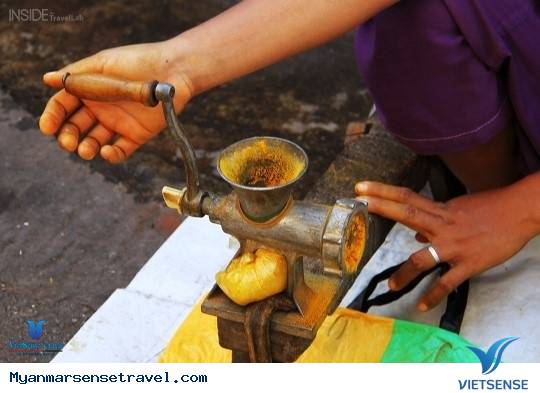 DẠO MỘT VÒNG CÁC KHU CHỢ LỀ ĐƯỜNG Ở YANGON, MYANMAR DẠO MỘT VÒNG CÁC KHU CHỢ LỀ ĐƯỜNG Ở YANGON, MYANMAR