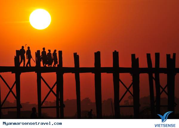 Đến cầu U Bein ngắm hoàng hôn đẹp nhất thế giới Ảnh 3