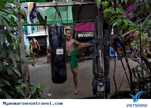 Đến Thăm Lò Võ Vỉa Hè Ở Thành Phố Yagon - Myanmar - Ảnh 3 Đến Thăm Lò Võ Vỉa Hè Ở Thành Phố Yagon - Myanmar - Ảnh 3