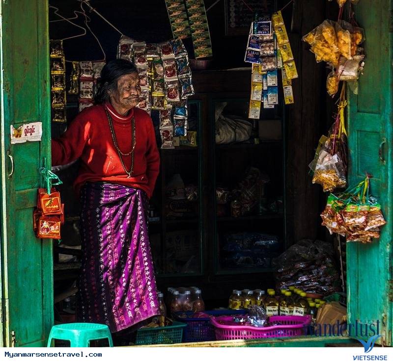 Ghé thăm bộc lạc người ‘’mặt hổ’’ tại miền tây Myanmar - Ảnh 4 Ghé thăm bộc lạc người ‘’mặt hổ’’ tại miền tây Myanmar - Ảnh 4