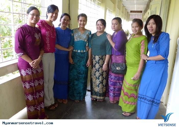 Mặc đồ truyền thống mỗi ngày - Ảnh 1