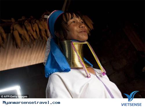 Những mỹ nhân cổ dài của bộ tộc Kayan Những mỹ nhân cổ dài của bộ tộc Kayan