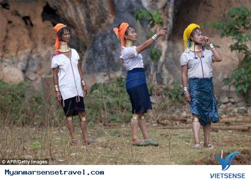 Những mỹ nhân cổ dài của bộ tộc Kayan Những mỹ nhân cổ dài của bộ tộc Kayan