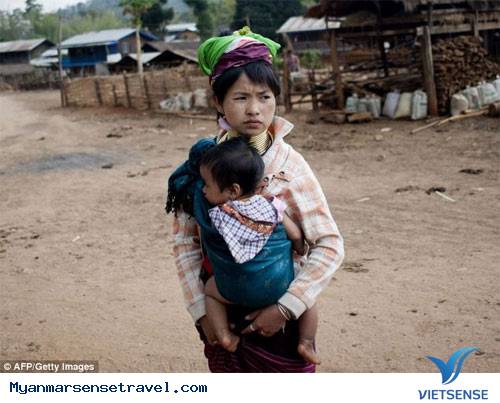 Những mỹ nhân cổ dài của bộ tộc Kayan Những mỹ nhân cổ dài của bộ tộc Kayan