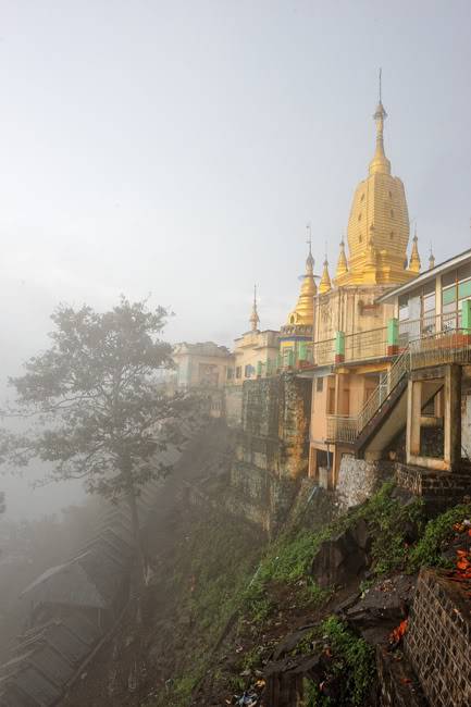 Popa Mountain – Ốc Đảo Giữa Bagan